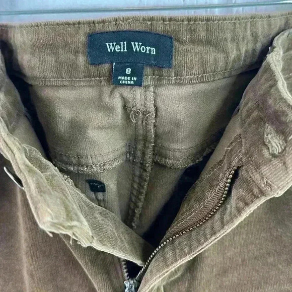 Well Worn Women’s Size 8/29 Brown 5-Pocket Super Fine Corduroy Pants - Picture 3 of 8